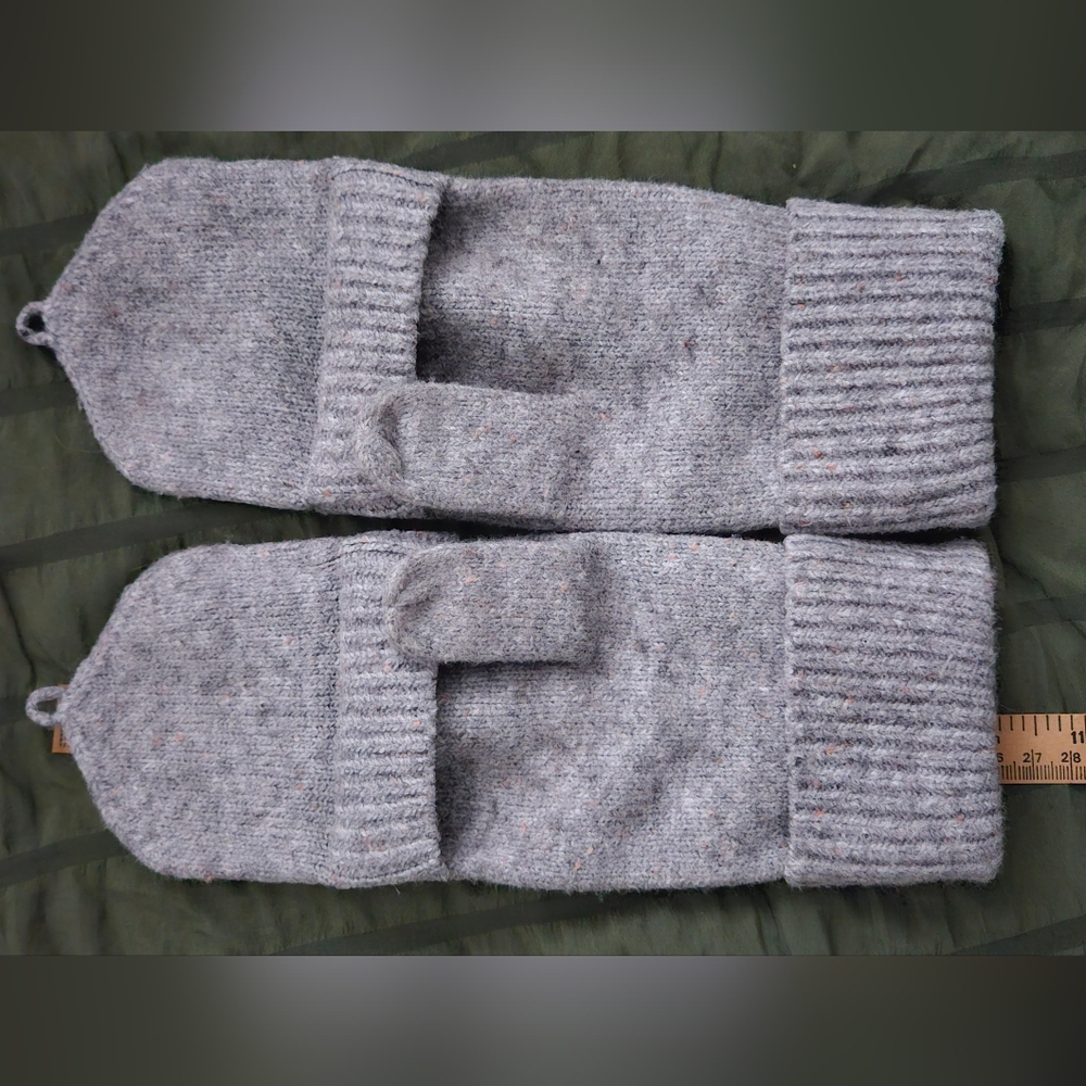 Target Universal Thread Gray Convertable Mittens - Picture 2 of 8
